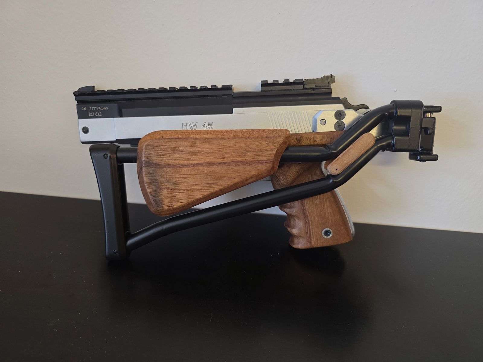 Weihrauch HW 45 Custom-Karabiner (Kal. 4,5mm) – Mit Klappschaft &  Weihrauch Zielfernrohr – Top-Zustand!