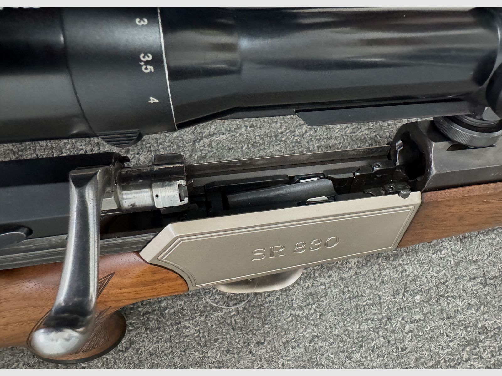 Blaser SR 830 .30-06 + M13x1 + suppressor 54cm + Zeiss Diavari-Z 2,5-10x52