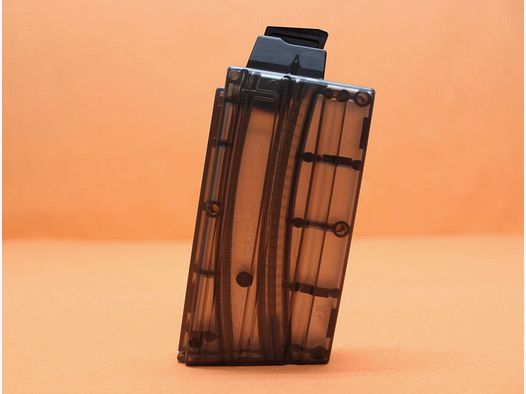 Black Dog AR-15 .22lr: Black Dog Machine magazijn 10-schots polymer rook (bijv. voor CMMG/ Ciener/ SIG522/ DPMS)