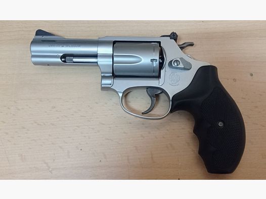 Smith and Wesson Model 601 .357 Mag