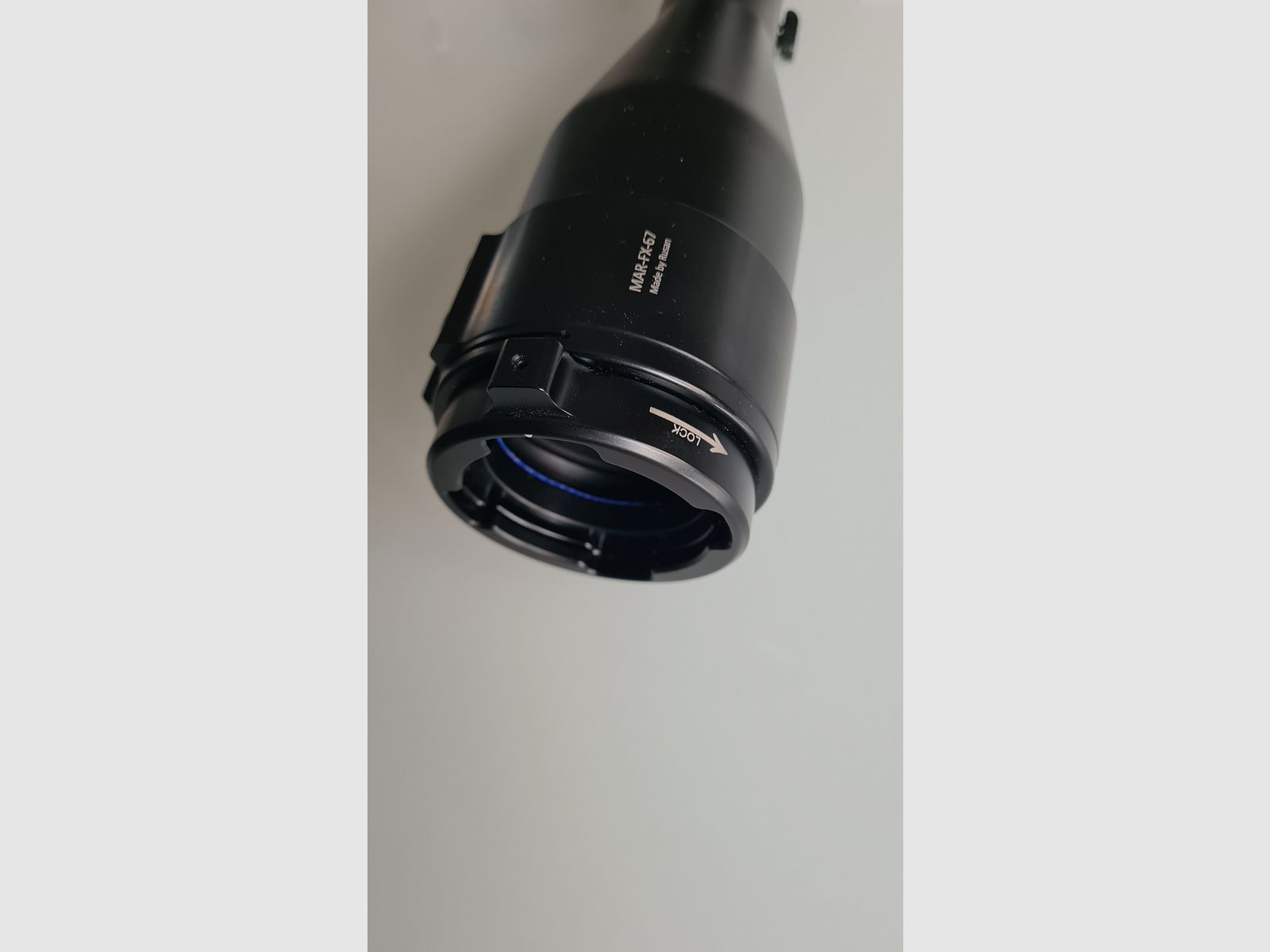 ZEISS Zielfernrohr V8 4,8-35x60 ASV mit Schiene und Rusan Modular FIX Klemmadapter (VB)