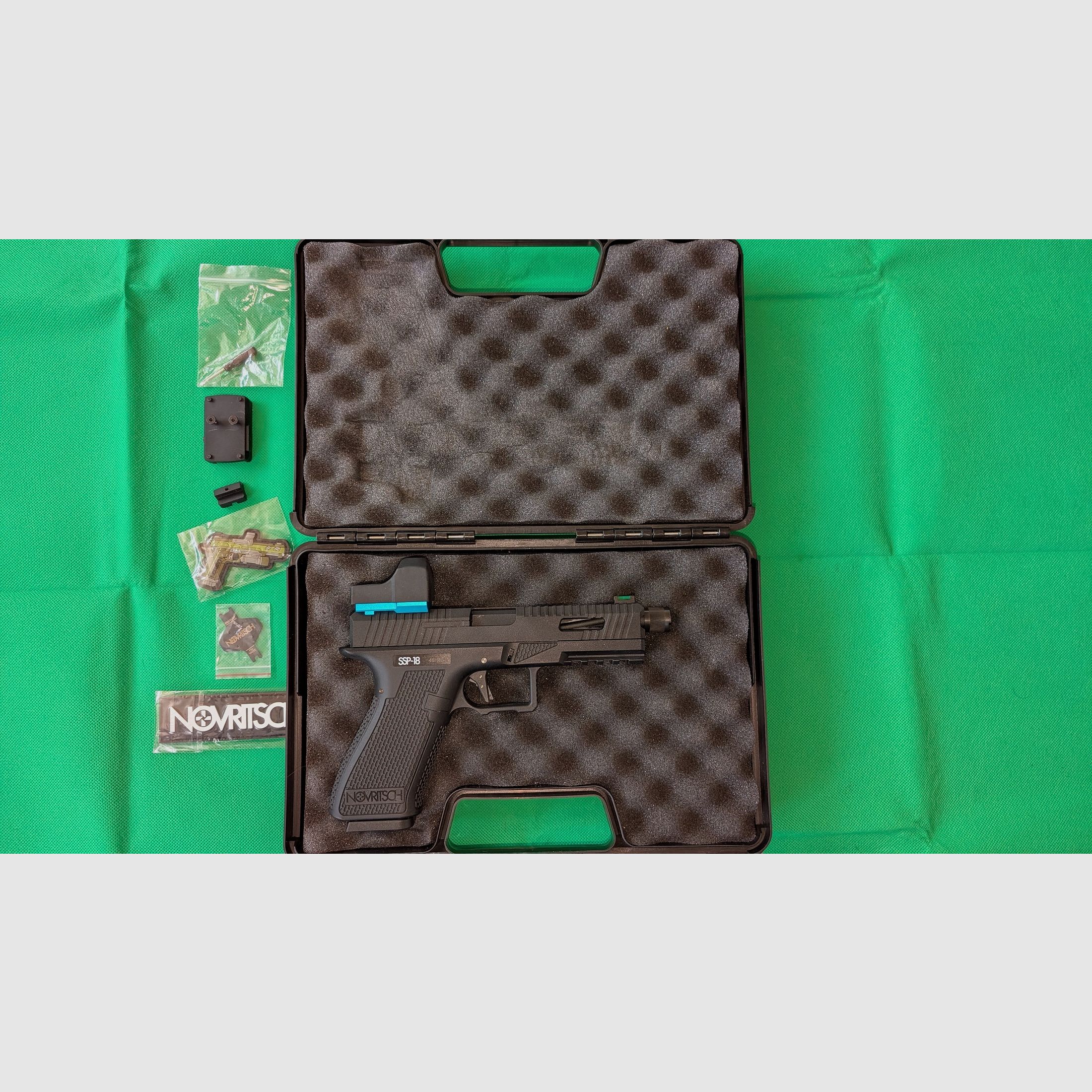 Novritsch SSP18 GBB 6mm BB mit Novritsch Reddot, Airsoft Pistole, Greengas