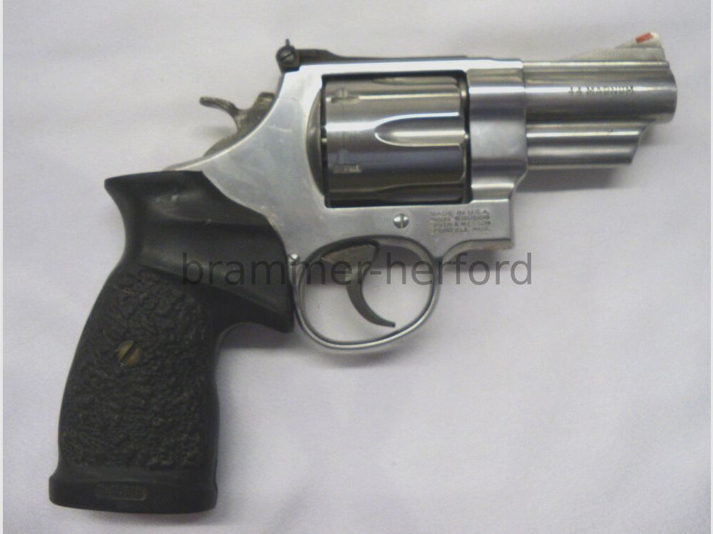 Smith & Wesson	 629-5