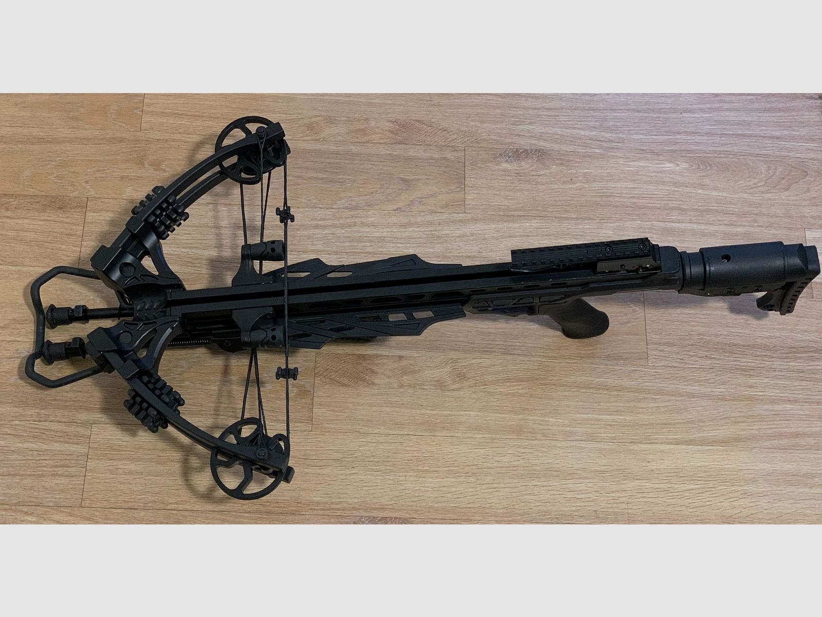 X-BOW FMA Scorpion III - 405 fps / 200 lbs - Compoundarmbrust OVP