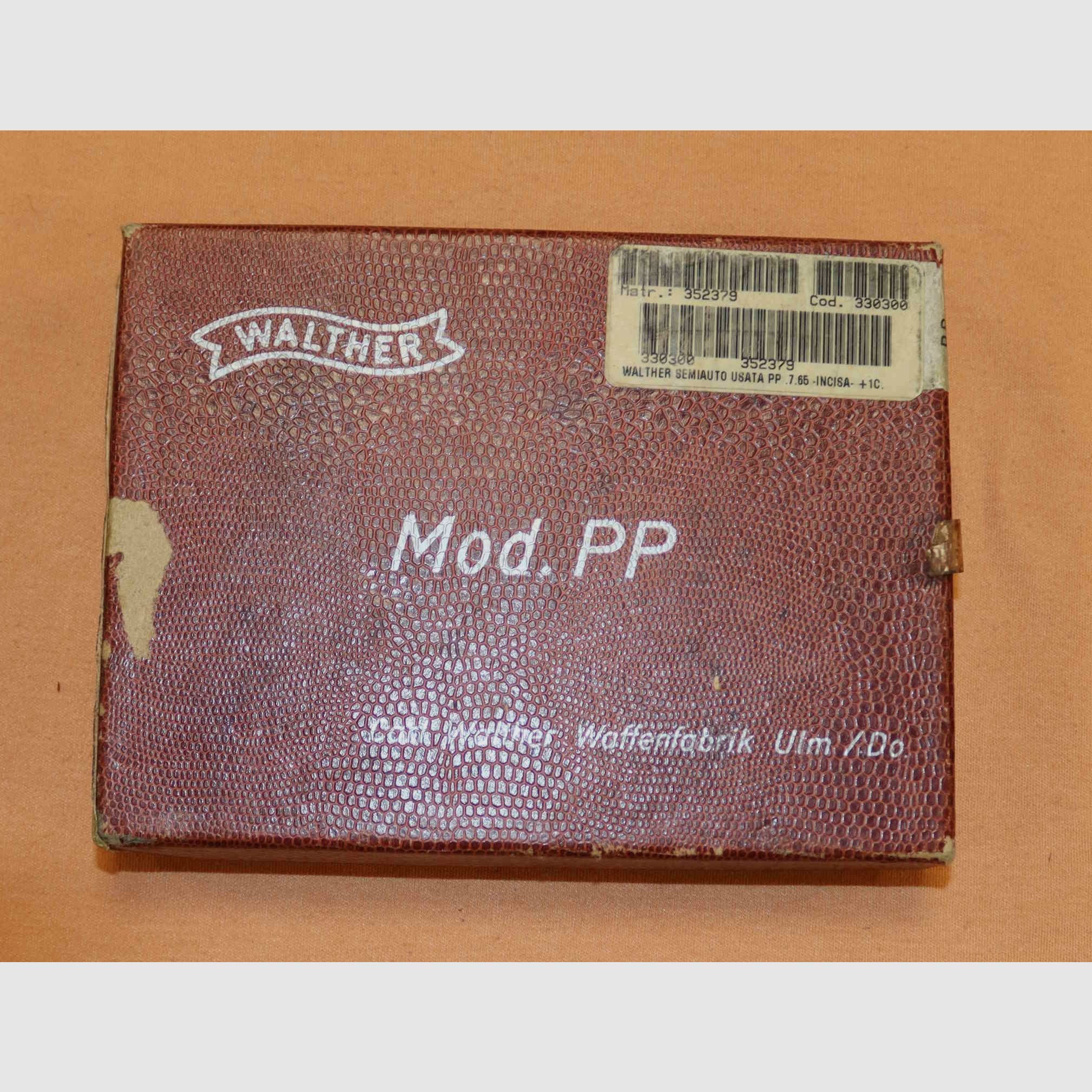 Pistolet Walther PP Grawerowany Kaliber 7.65, zdjęcie 10 z 10