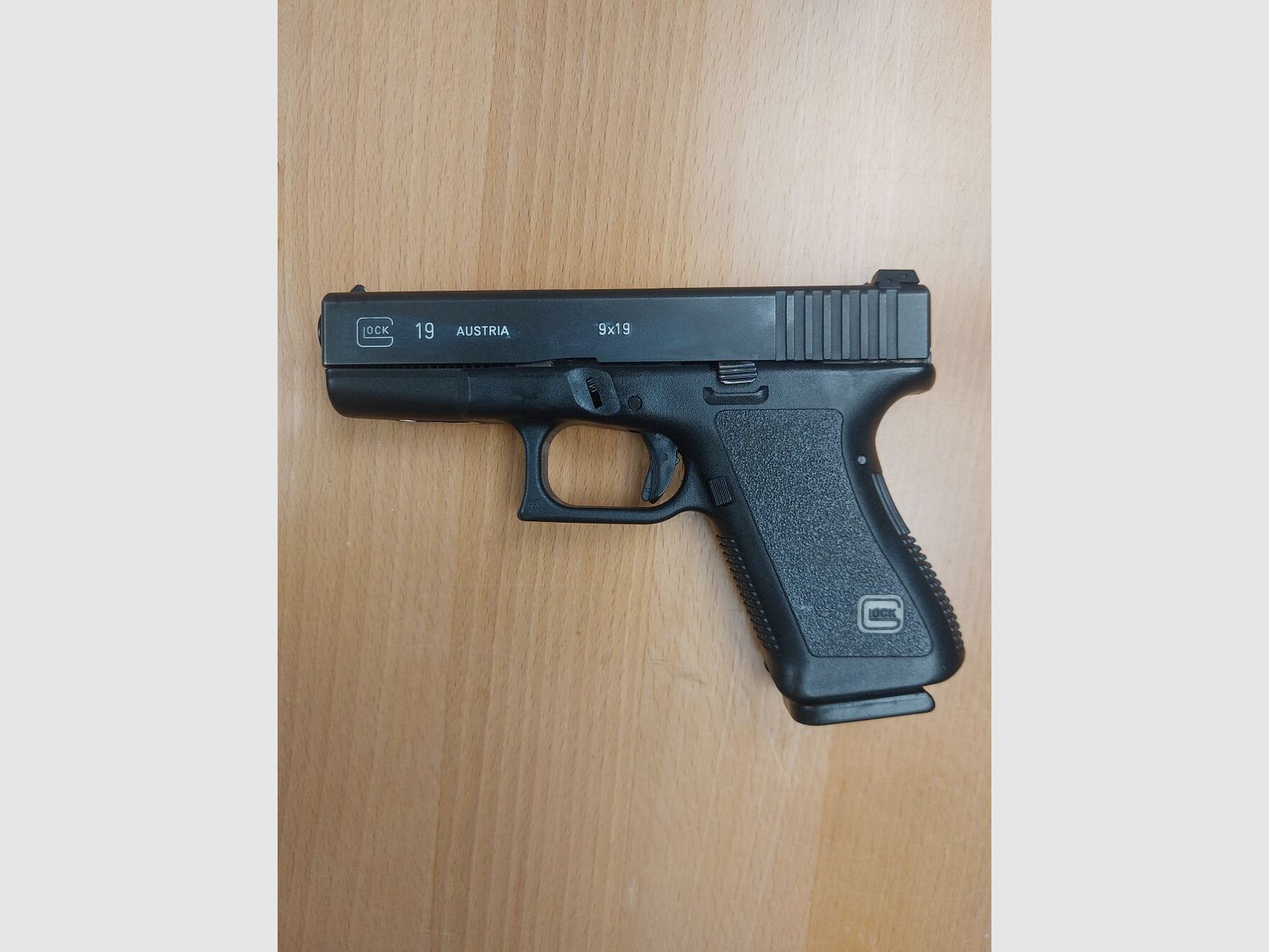 Glock, Austria Modell 19