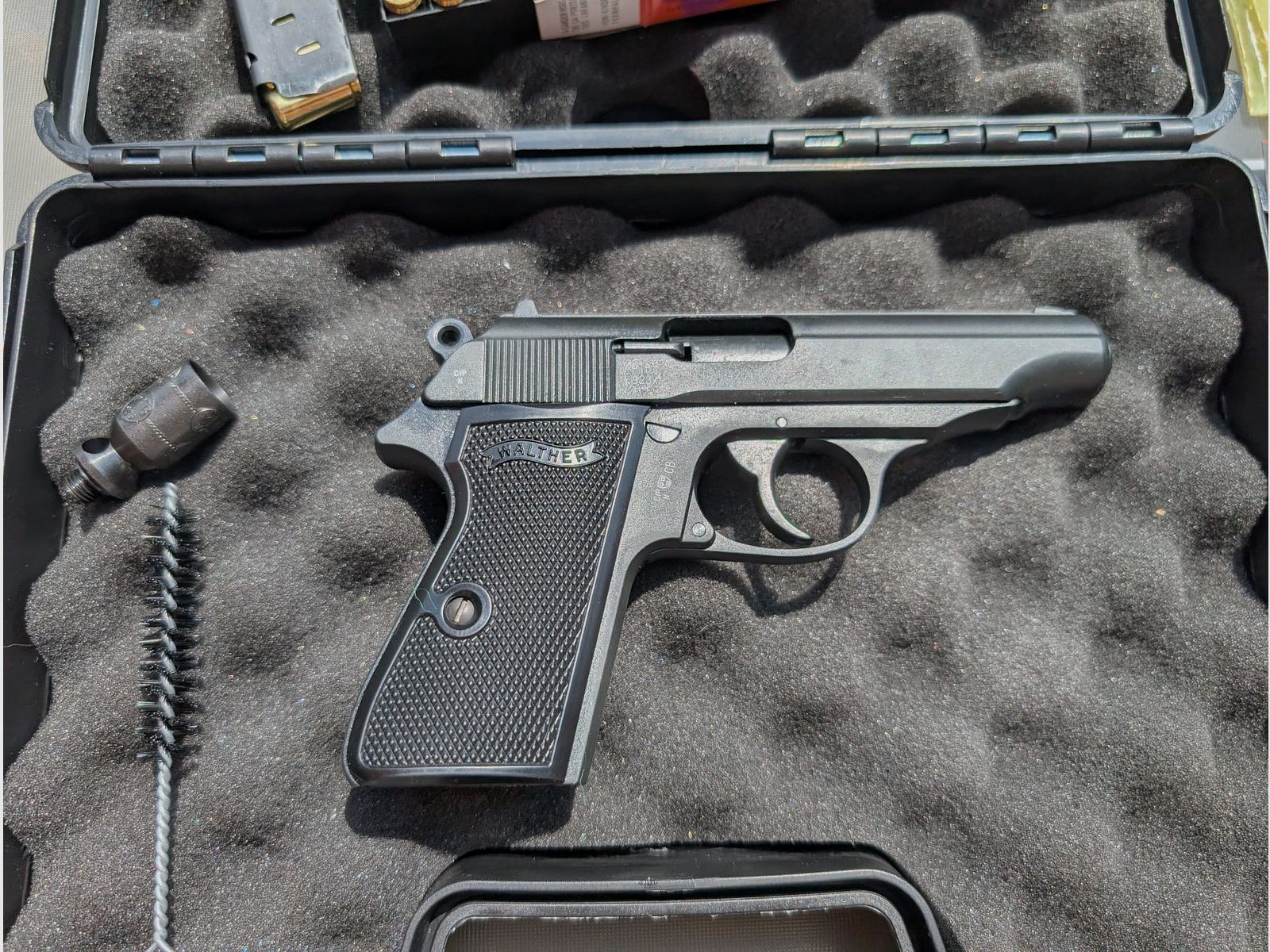 Walther PP 9 mm P.A.K. in very good condition/ unfired