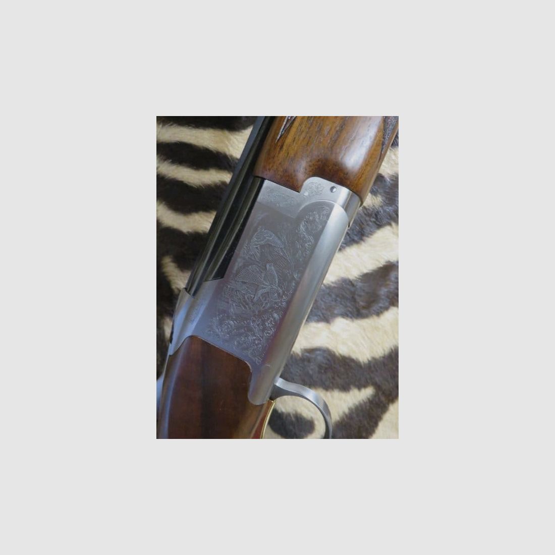 BROWNING B 725 Hunter UK Premium II Flinte cal.20/76 Läufe 76 cm 5 Chokes Invector DS – Waffenkoffer, Bild 5 von 12