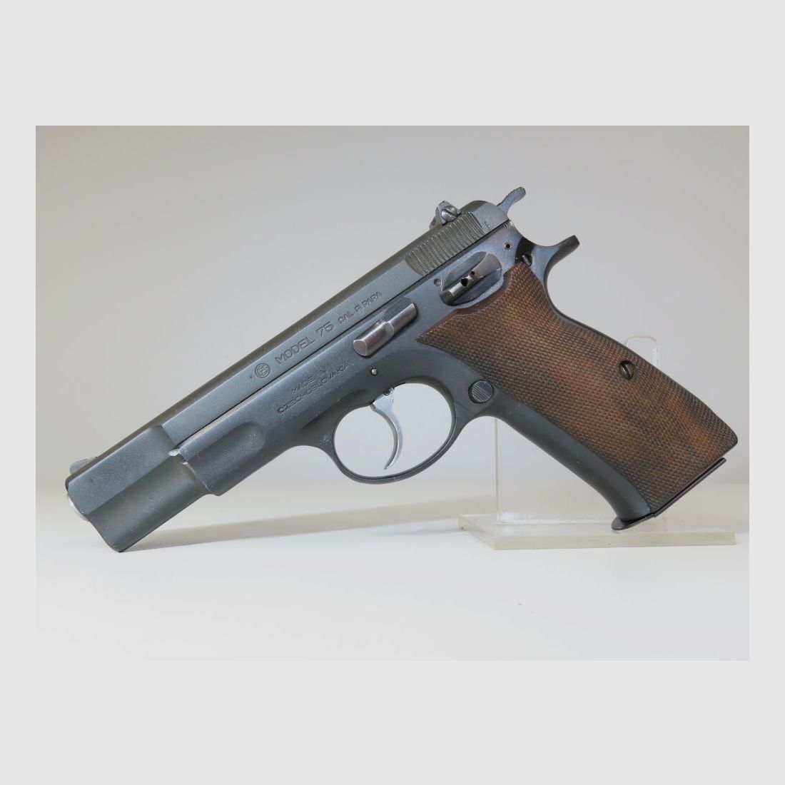 Zbrojovka BRNO CZ 75