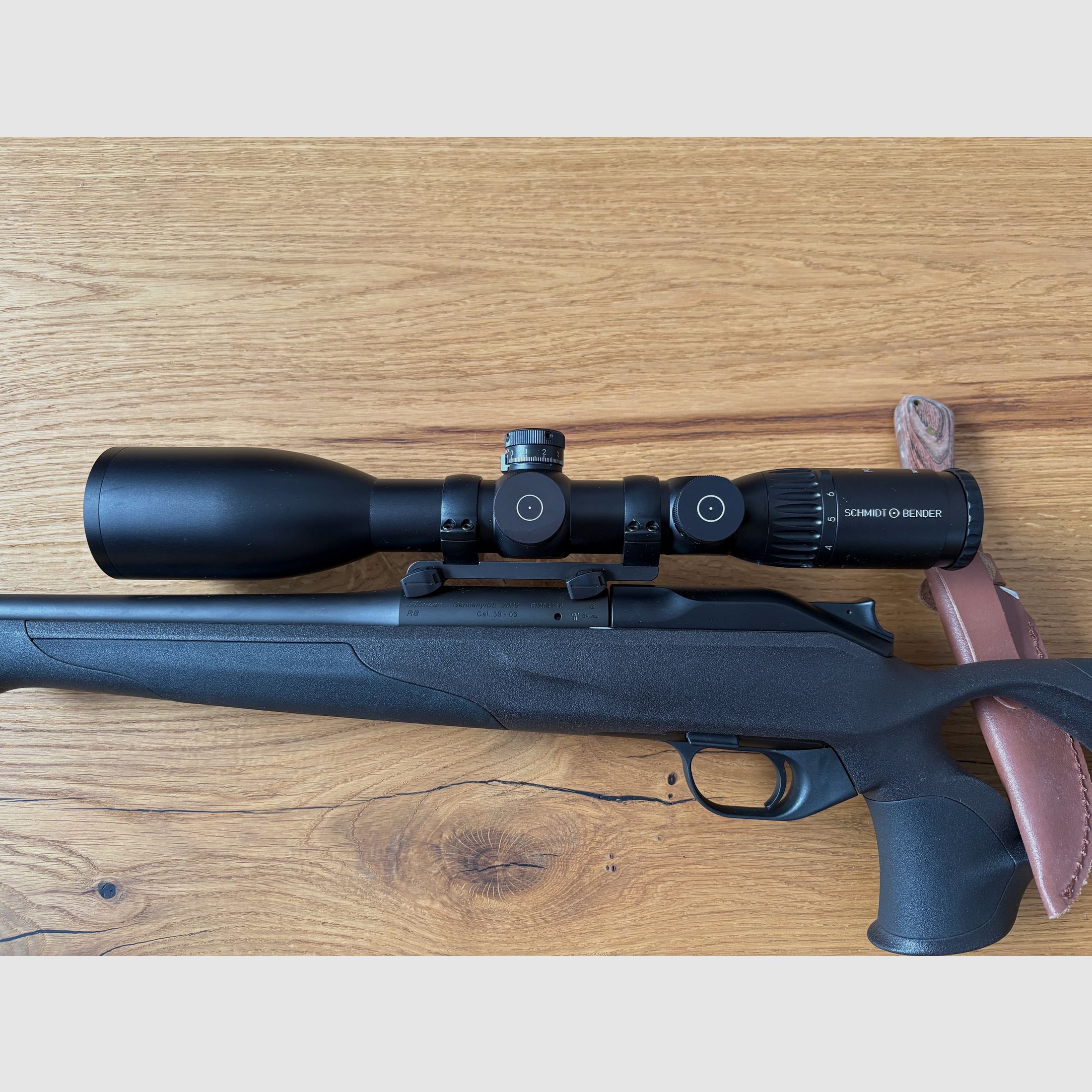 Blaser R8 Professional Success mit Schmidt & Bender 4-16x56 Polar neu