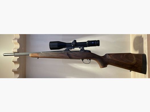 SAKO 85 VARMINT KORT (inclusief ZEISS richtkijker & EAW-montage)