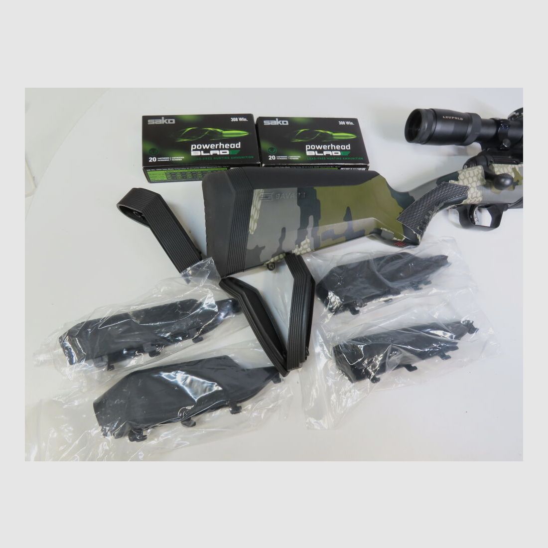 Kompletny zestaw Savage 110 / Leupold / A-Tec H2