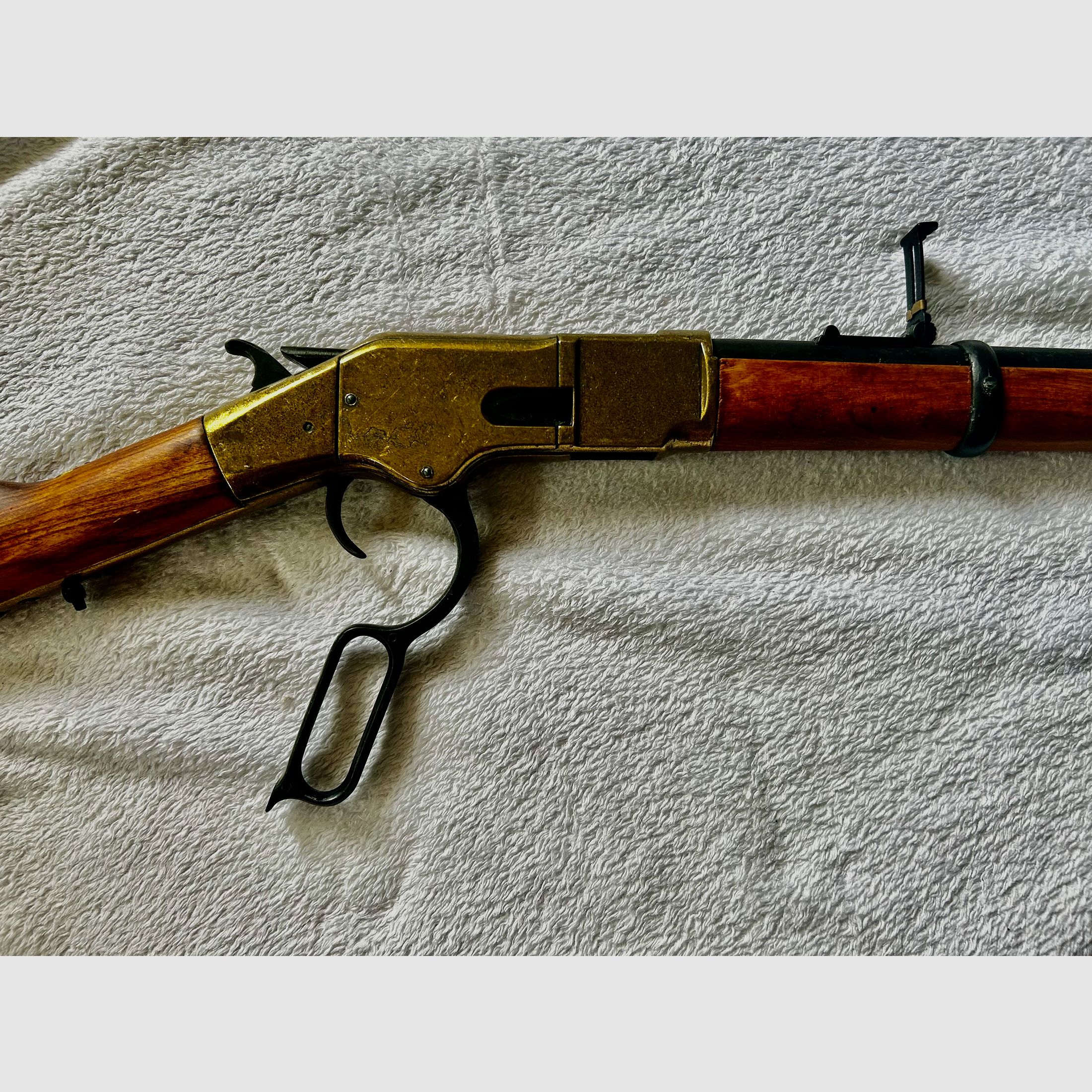 Winchester 66 Yellow Boy Deko Gewehr Model 1866