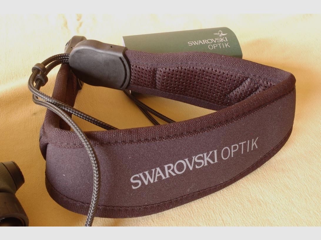 Swarovski EL Range 8x42 binoculars