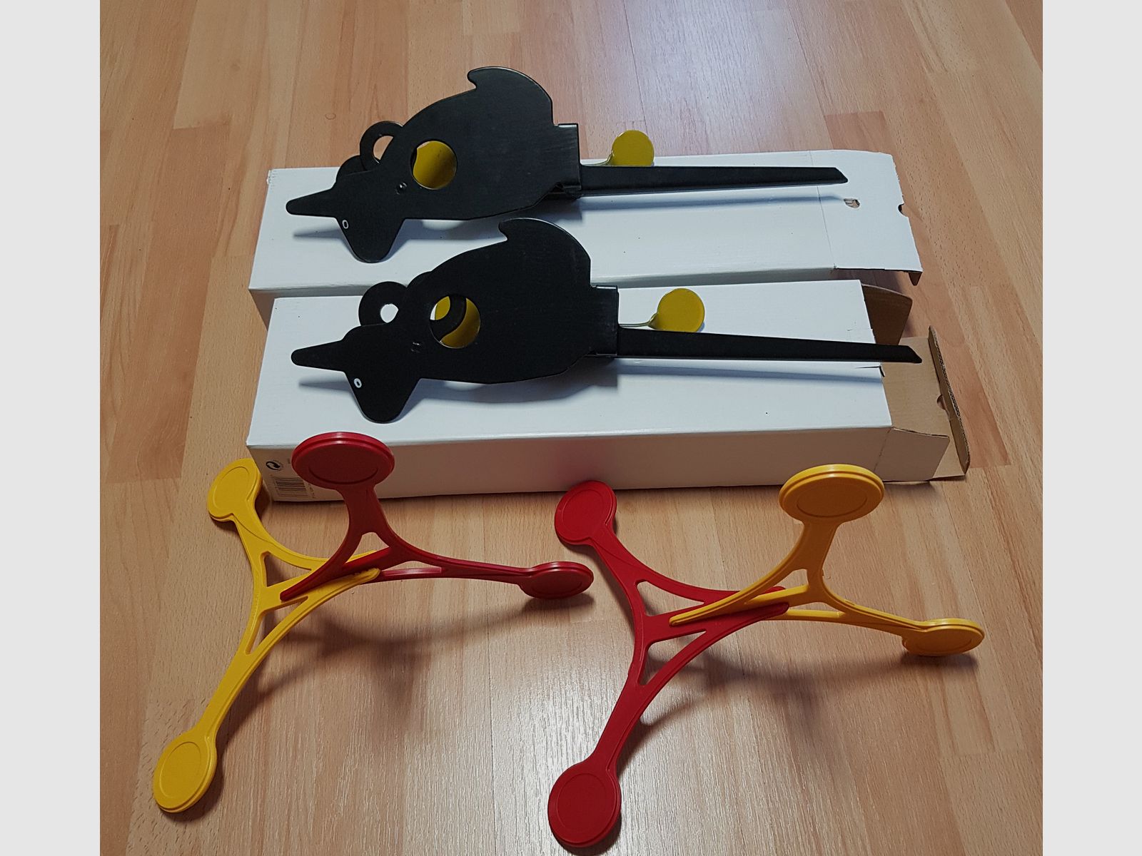 2x Field Target Übungssilhouette aus Metall - Motiv Hase und 2x Flip-Target Überroll-Zielscheibe