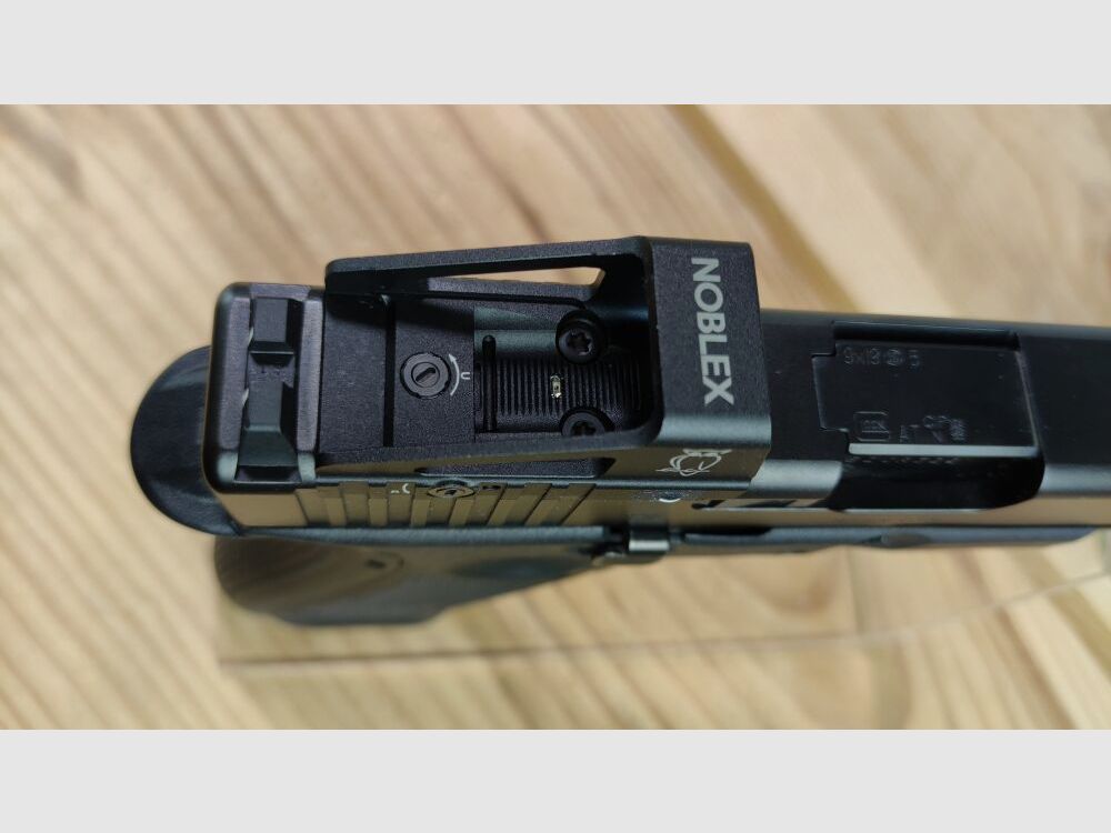 GLOCK 17