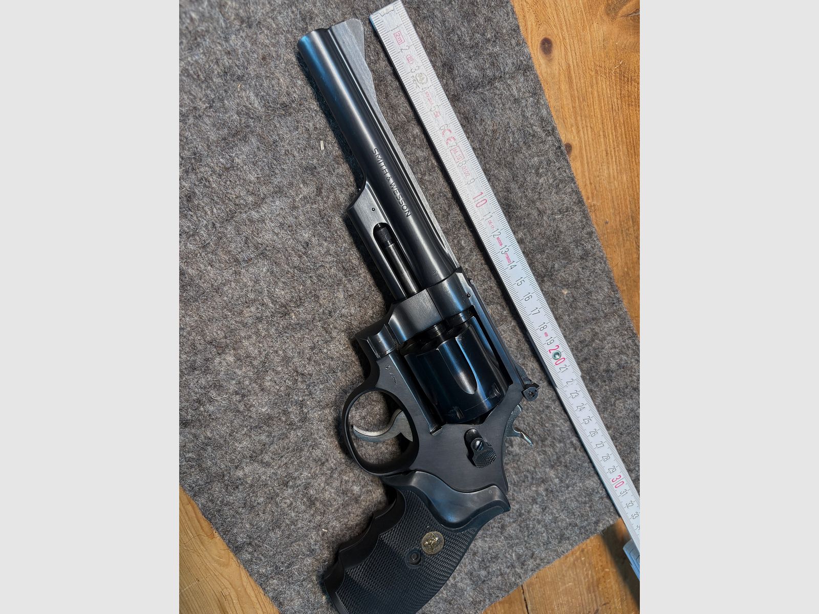S&W Mod. 28 Highway Patrolman Revolver .357 Pachmayr Sickinger 6