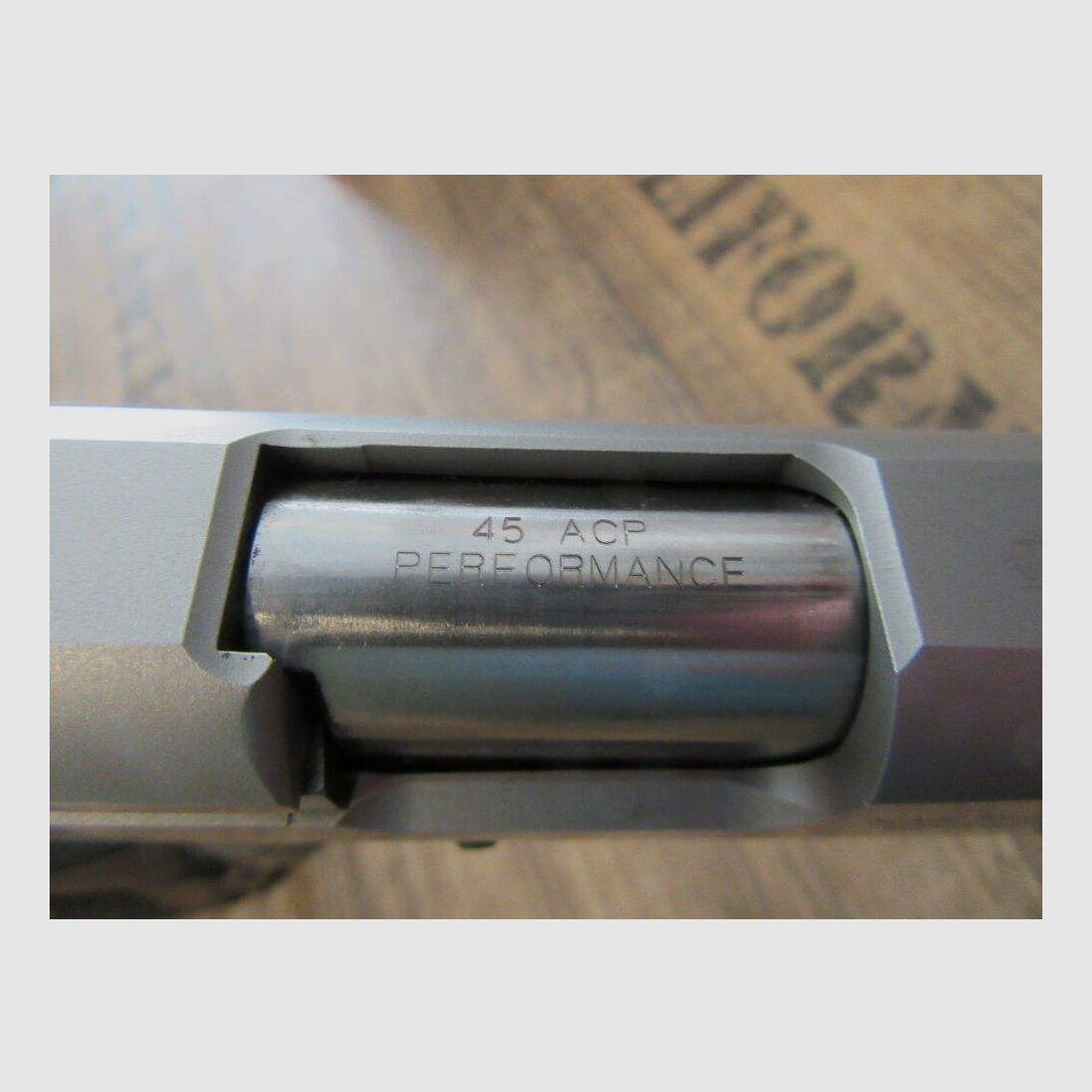 Smith & Wesson 1911 Target Champion Performance Center, immagine 3 di 6