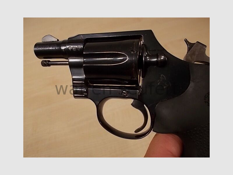 Colt Detective 2" snub nose Hogue rubber grip