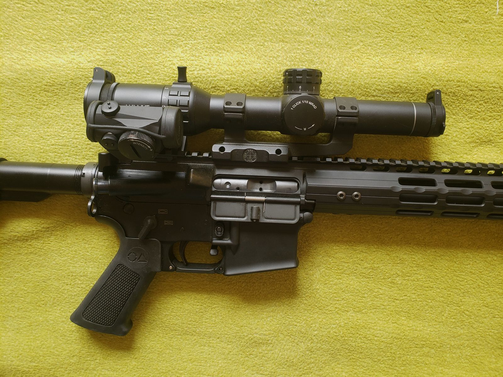 Oberland Arms OA 15 Black Label met Hawke Frontier 30 en Aimpoint H1, afbeelding 8 van 17