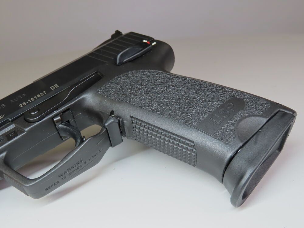 Heckler & Koch USP z regulowanym celownikiem