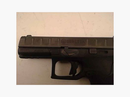 Pistole Beretta APX im Kaliber 9mm Luger gebraucht