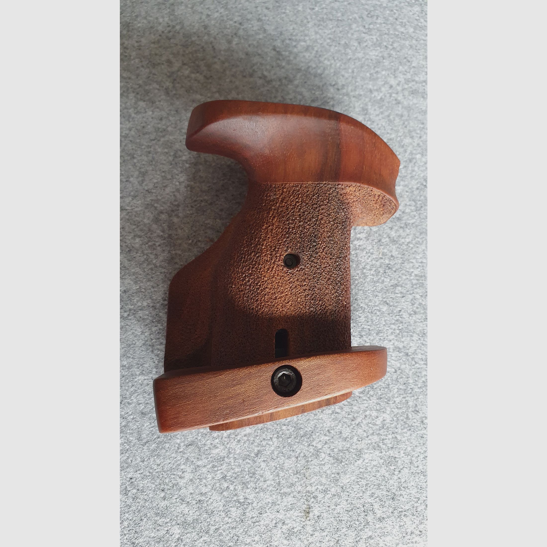 Poignée de match réglable rare en noyer pour Taurus 669/689 et éventuellement des modèles similaires Smith & Wesson