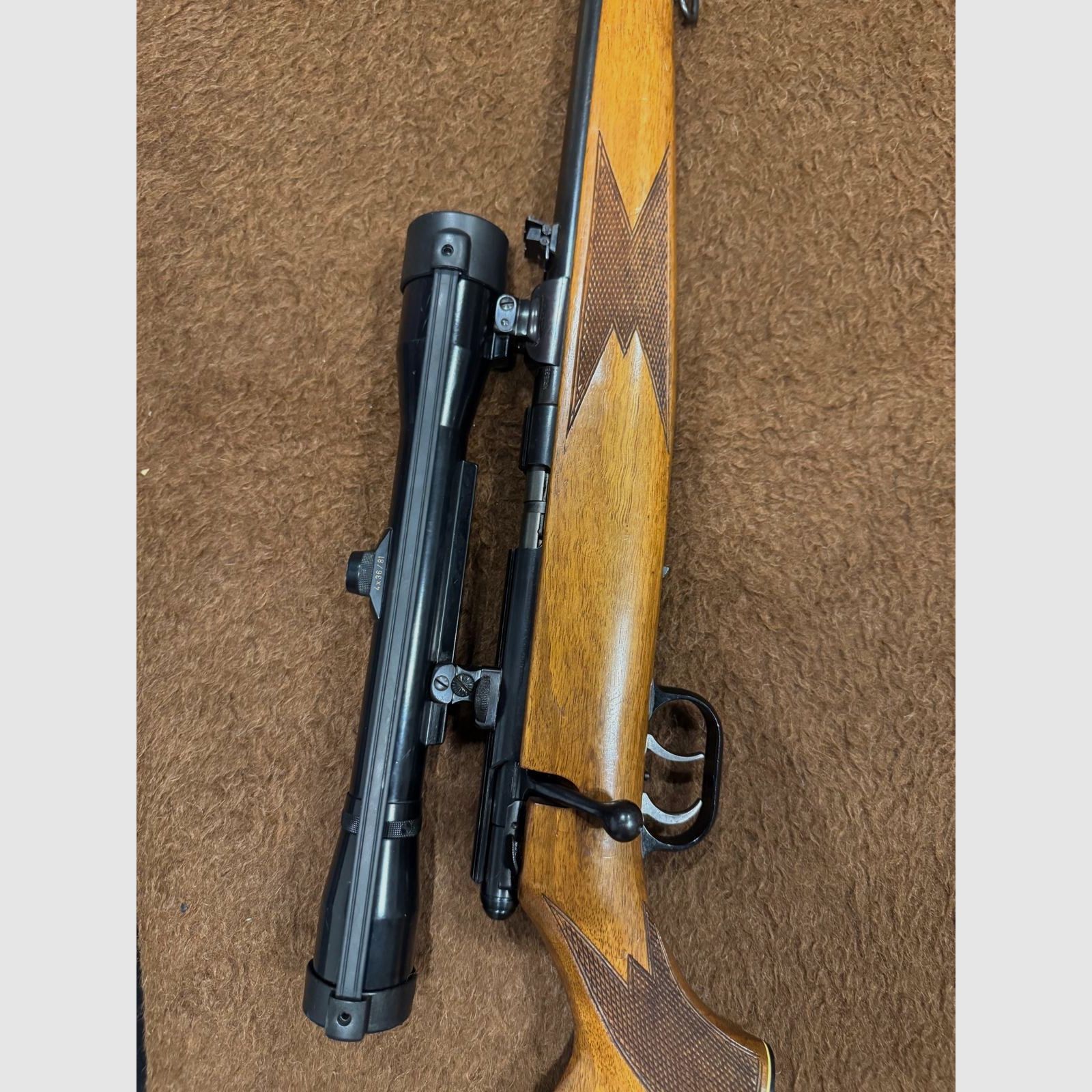Krico .22lr Répétiteur avec lunette - bien entretenu