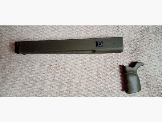 Originele trapeze handbescherming voor tweepoot en grip voor H&K G3A4 / kleur afgestemd in NATO Groen // OD-Groen brede handbescherming + pistoolgreep / G3 handbescherming