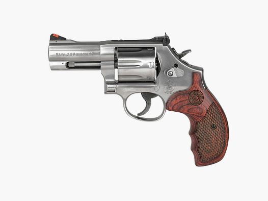 Smith & Wesson Revolver Mod. 686 PLUS Deluxe 3′ .357Mg.