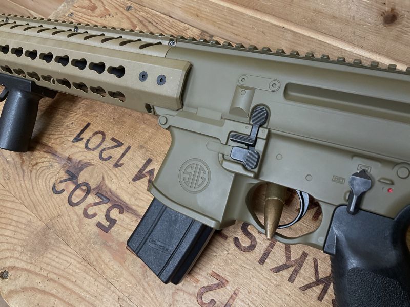 Sig Sauer MPX Dark Earth, CO2 Kal.4,5mm, Top Zustand!!!