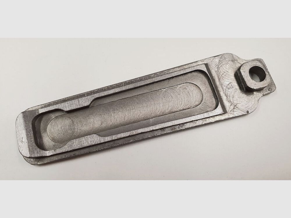 Neufertigung für MAUSER K98 Magazinboden Stahlausführung Neufertigung für MAUSER K98 , weißfertig