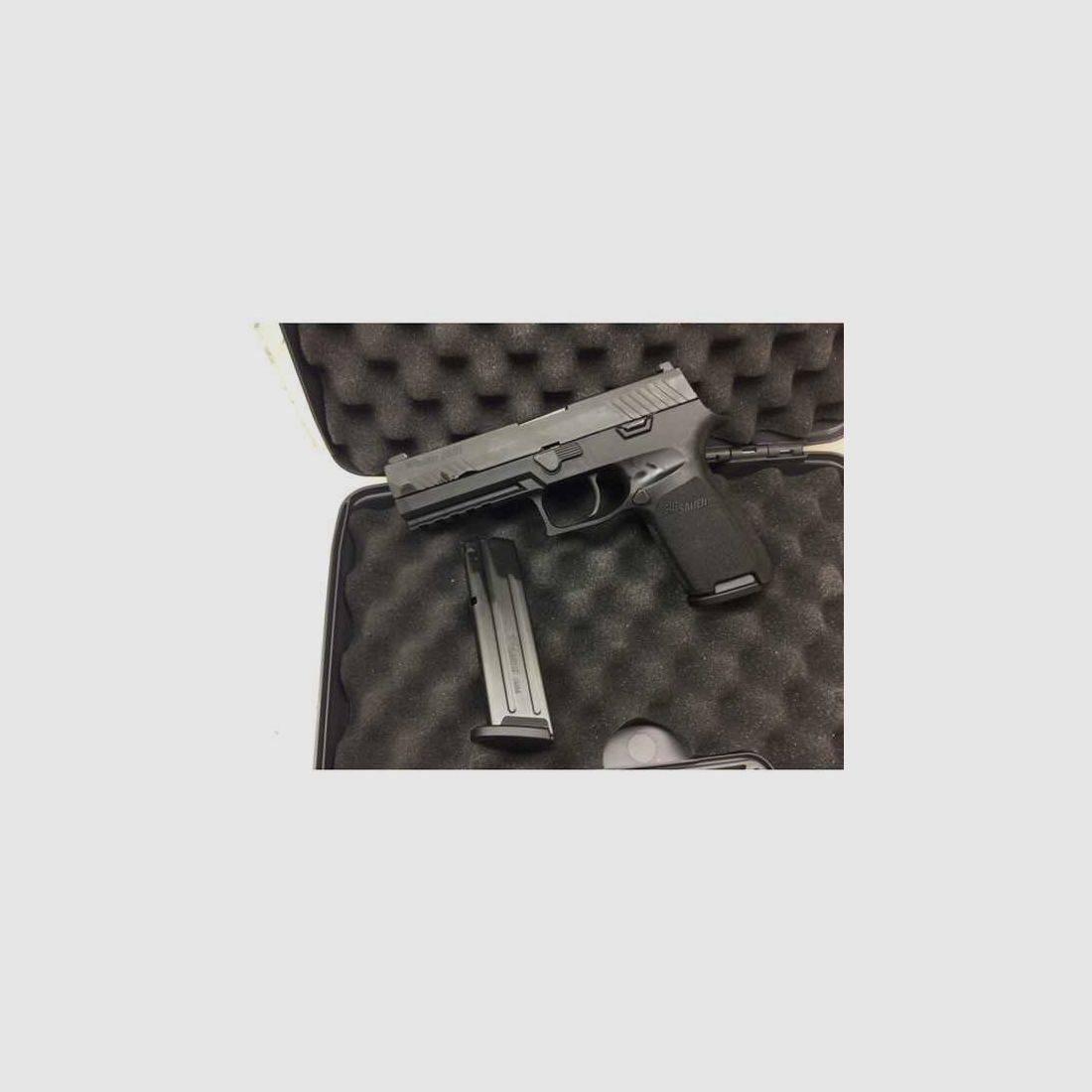 Pistole Sig Sauer P320 Full Size Kal.9mm Luger