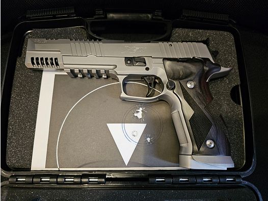 X-Six Skeleton Sig Sauer P226