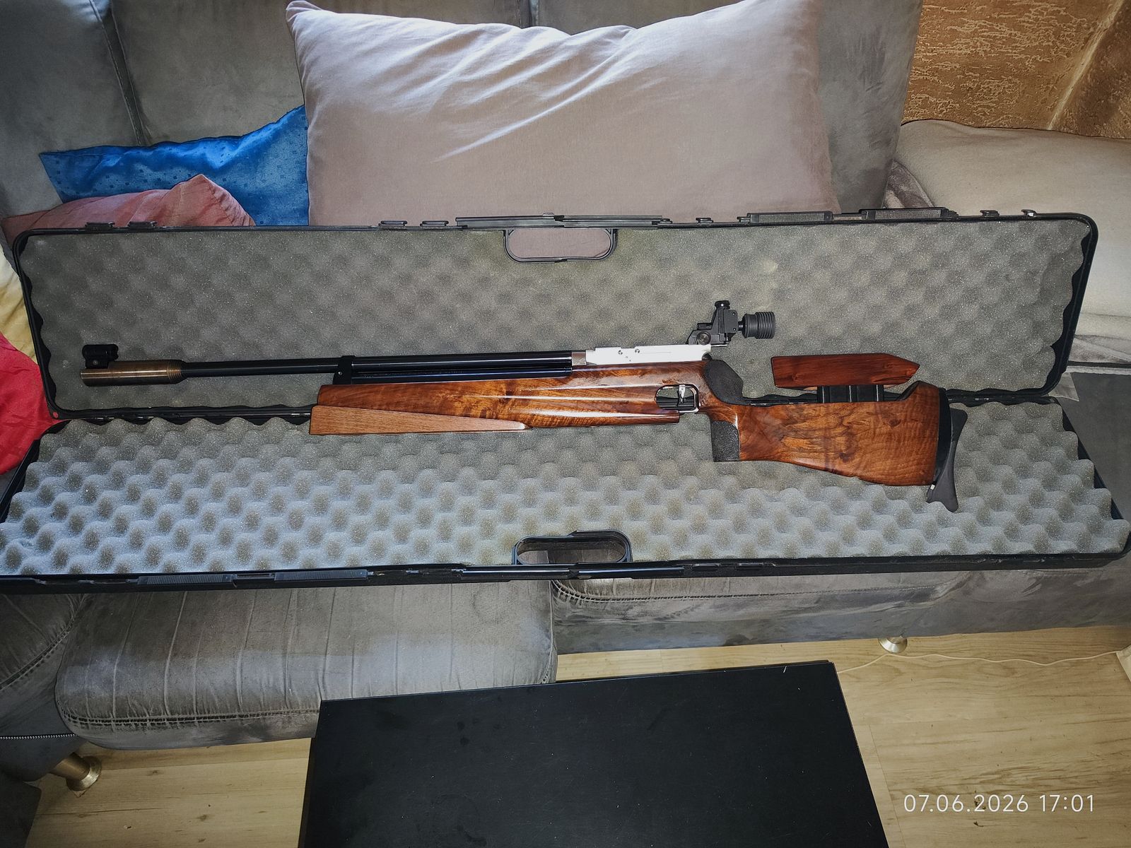 FWB LG 601 Support First ownership
