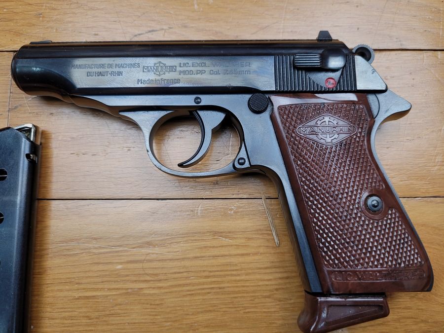 Sehr schöner Walther PP Pistol von sehr schöner französischer Fertigung Manurhin – Kal. 7,65mm – 2 Magazine – Originalbox mit Anleitung! Waffe der 1. Wahl – TBE+, Bild 4 von 14
