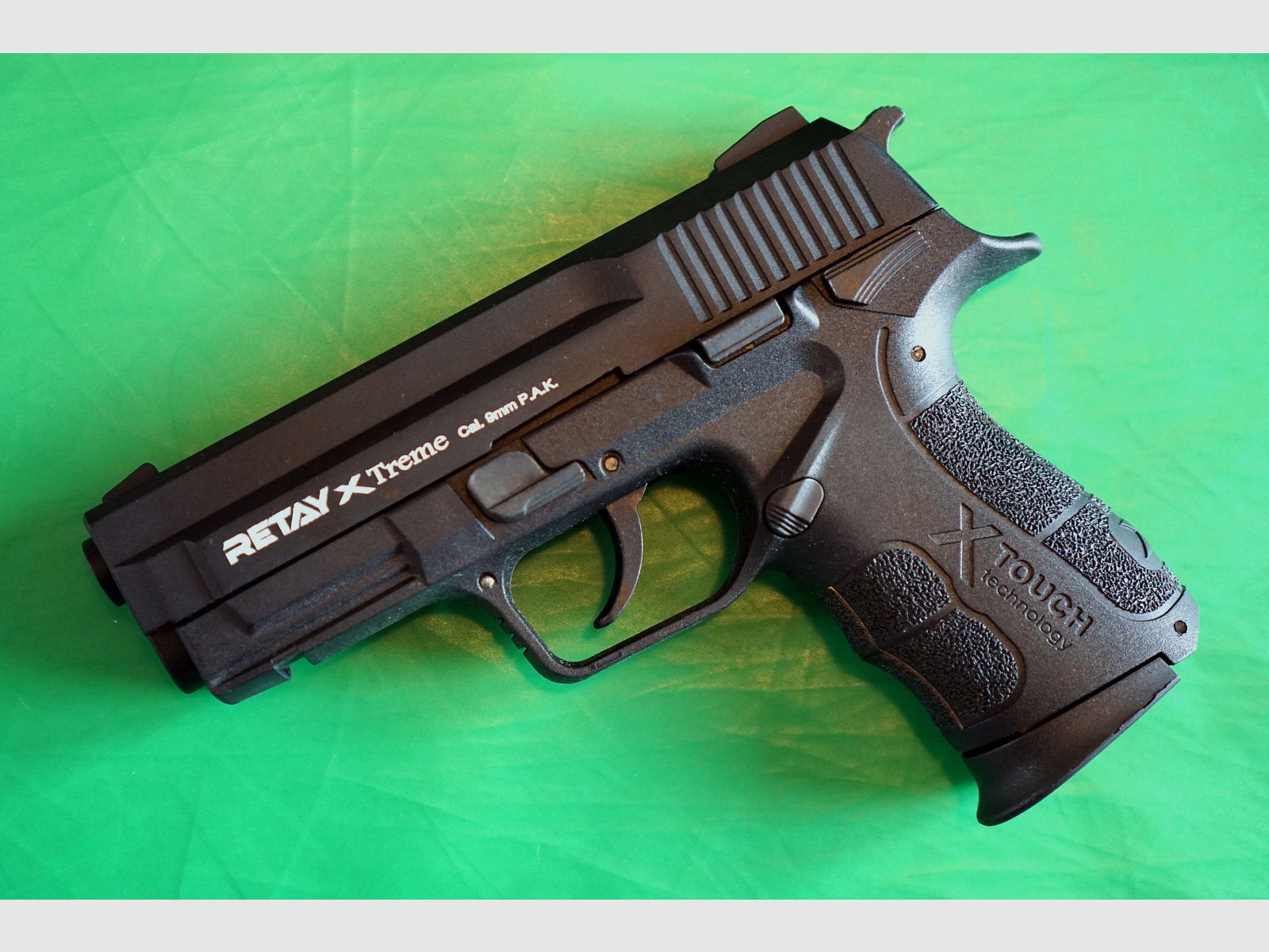 Retay X Treme Schreckschuss Pistole 9mm P.A.K. brüniert (PTB 1042) NEU!