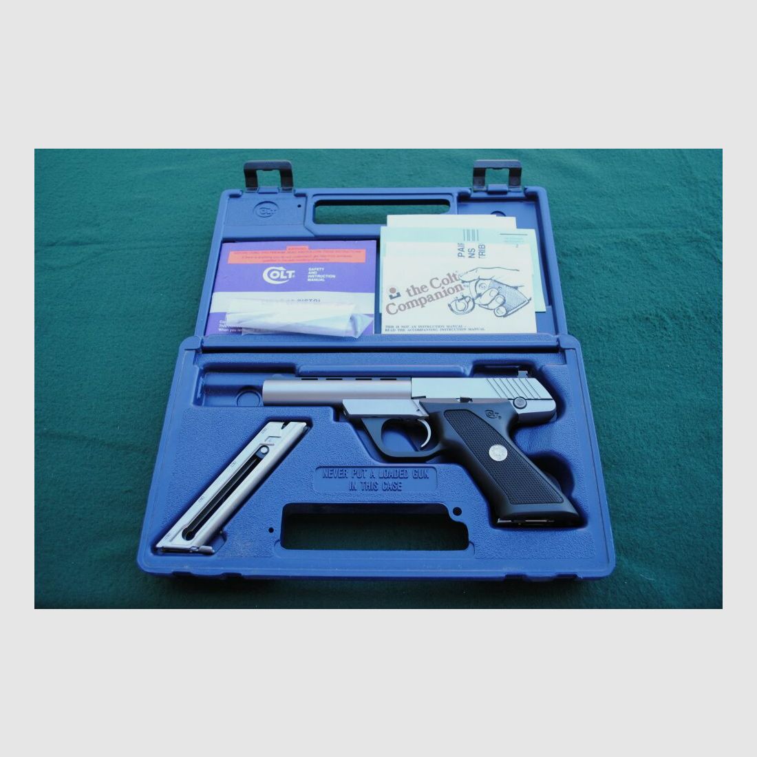 Colt Mod. 22 Pistola sportiva, con tutti i documenti nella scatola originale, immagine 1 di 10