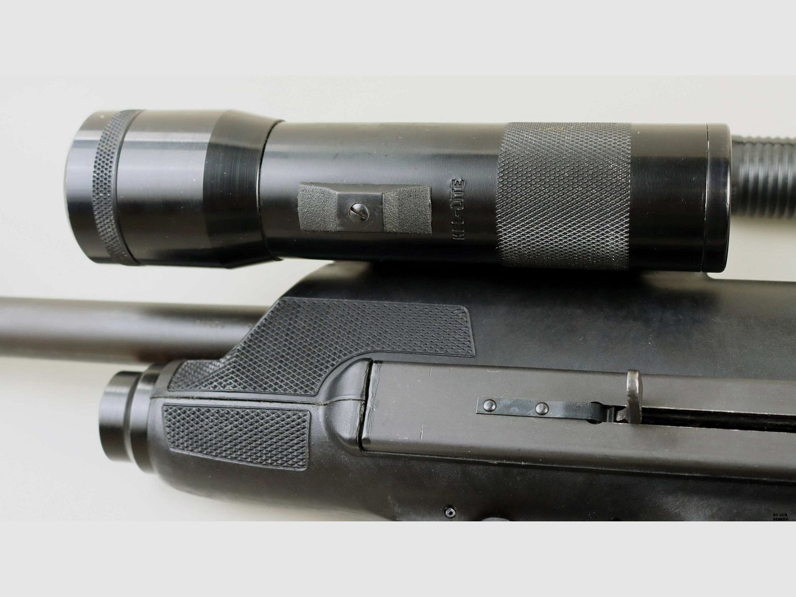Halbautomatisches Gewehr High Standard mod. Ten Series B Kal. 12 Seriennr. 019507, Bild 5 von 12
