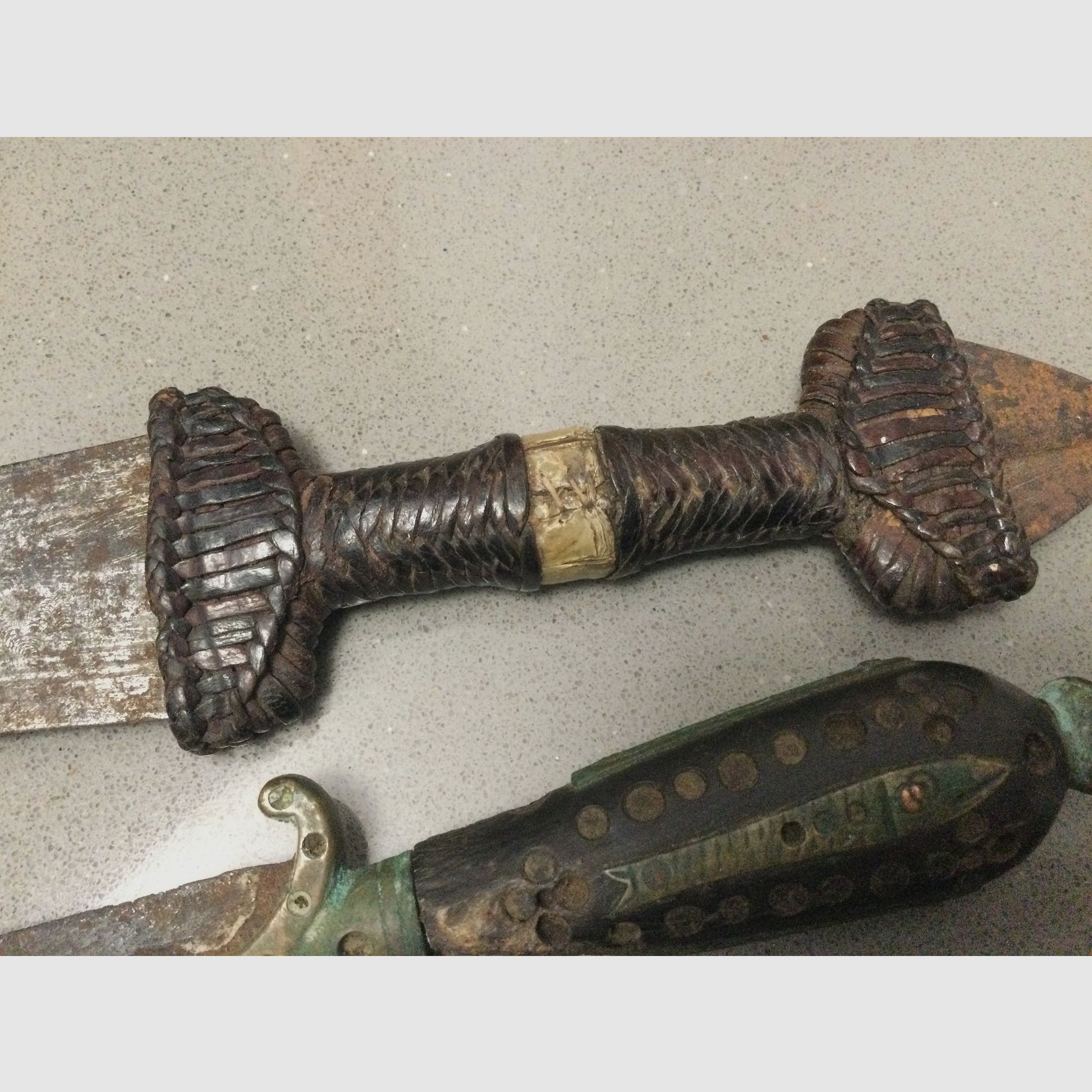 Messer, Dolch, uralt, museales Konvolut. Sammler, Liebhaber