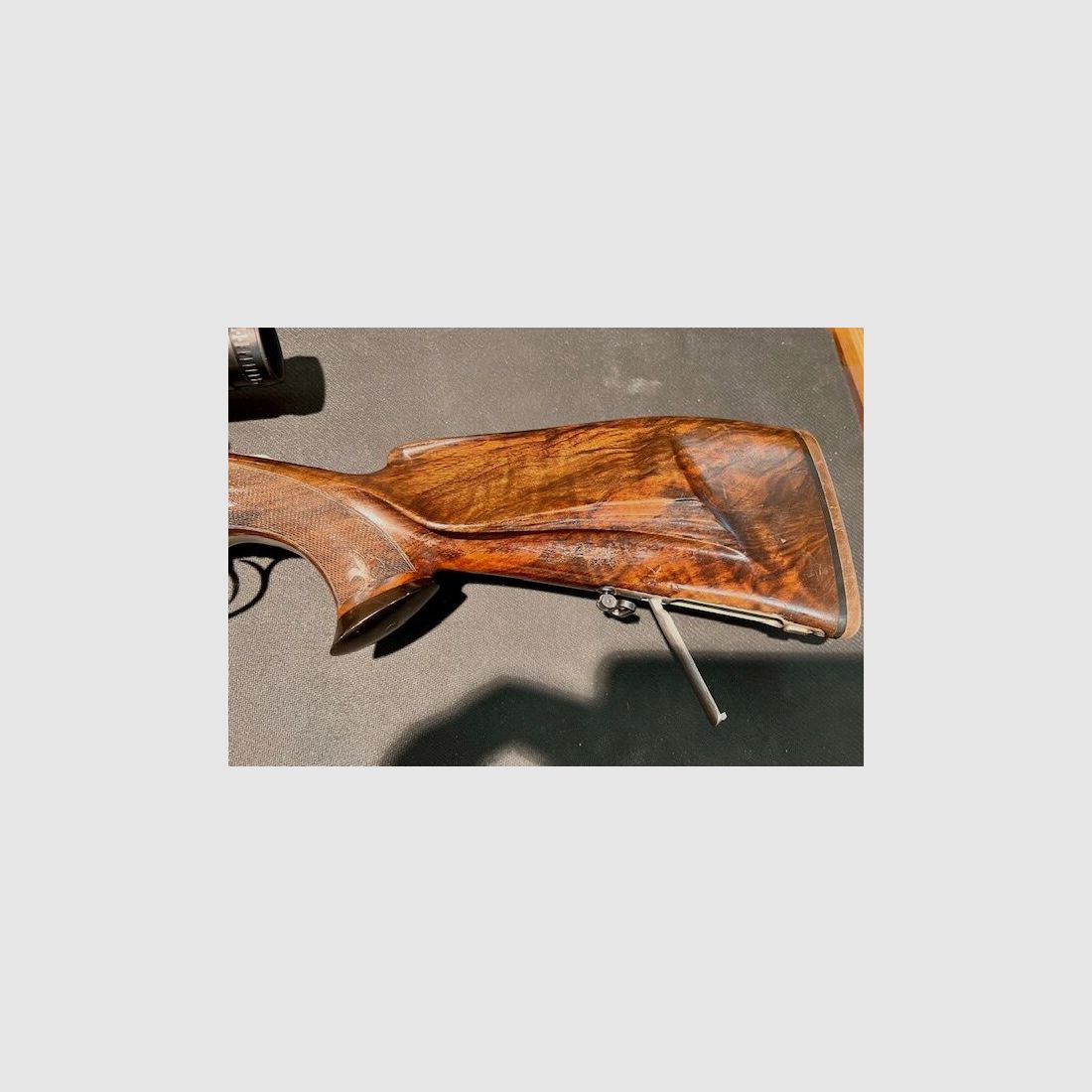 Commission Rep.B. 98 Stutzen Hubertus