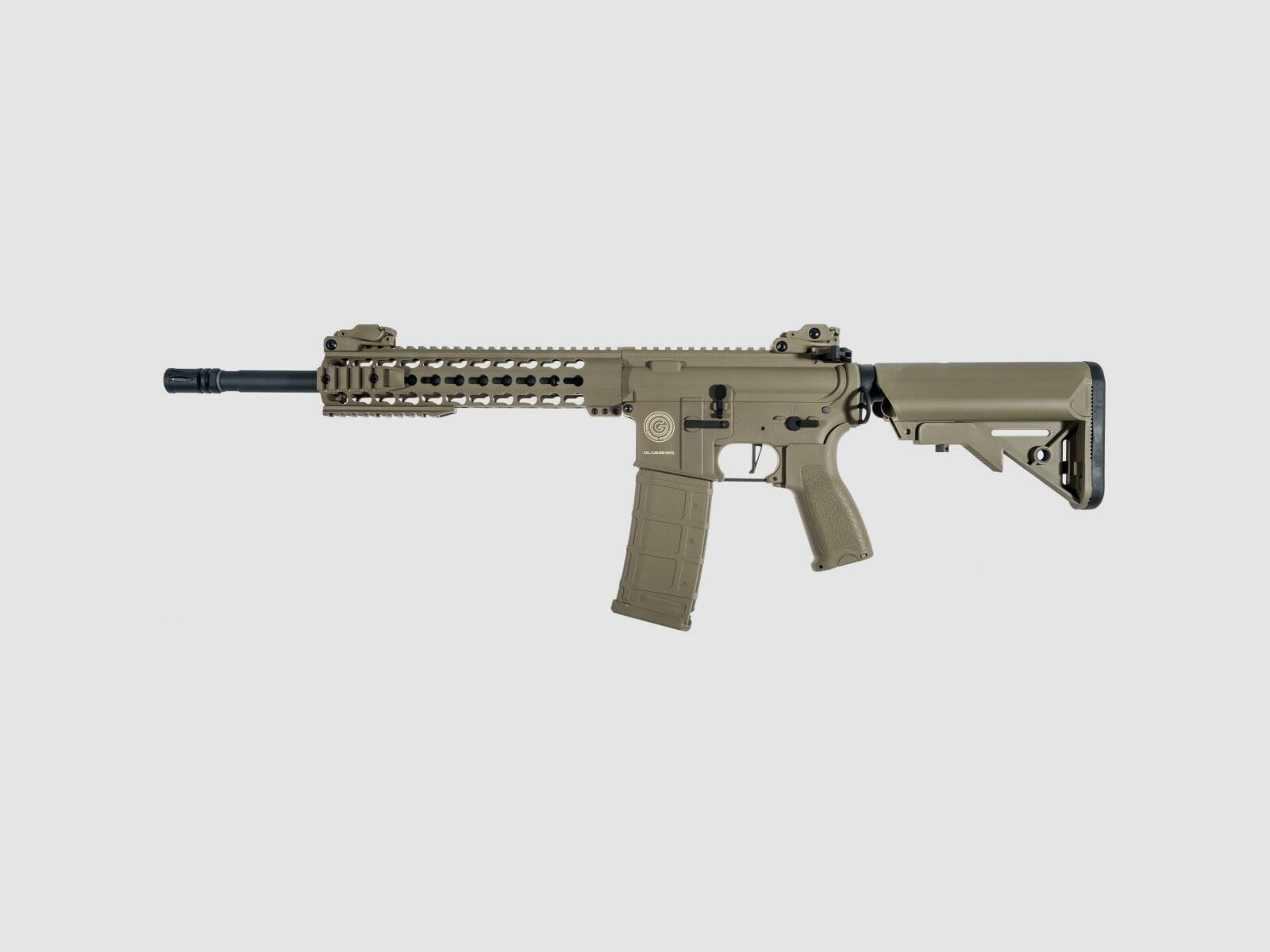 Grand Power AR15 KeyMod 10 inch CHARLIE Delta Armory Tan S-AEG Airsoft Geweer Vrij vanaf 18 jaar