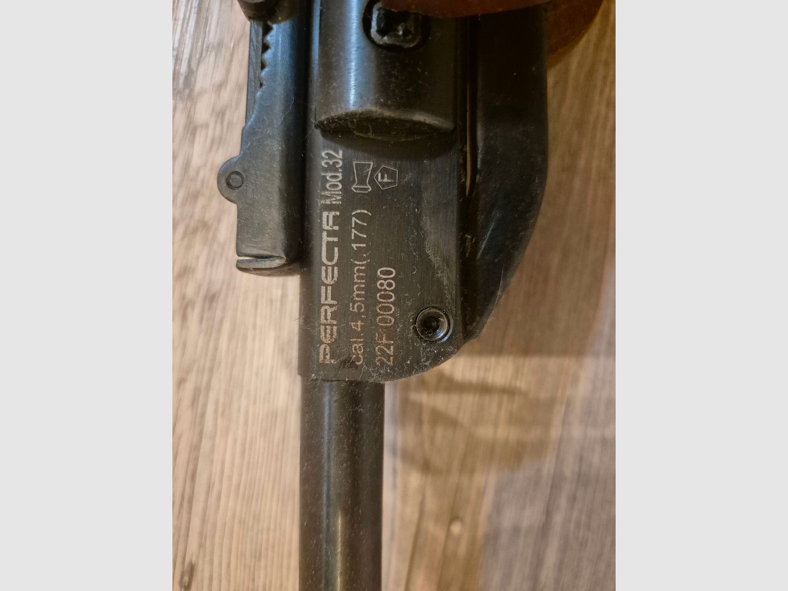 Perfecta Model 32 Knicklader