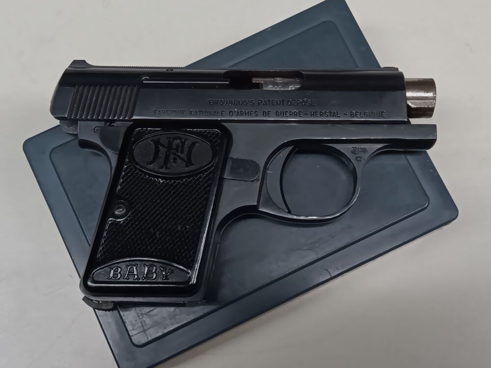 FN - Fabrique Nationale D`Armes De Guerre - Herstal - Belgique Mod. Baby