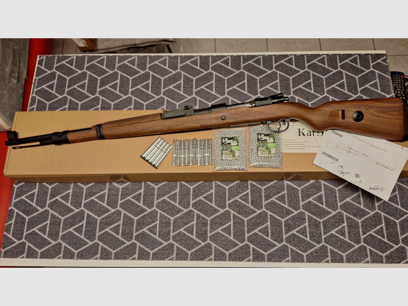 Karabiner 98K Bolt-Action Springer Gewehr mit Hülsenauswurf 6mm BB Holzoptik - Neuwertig!