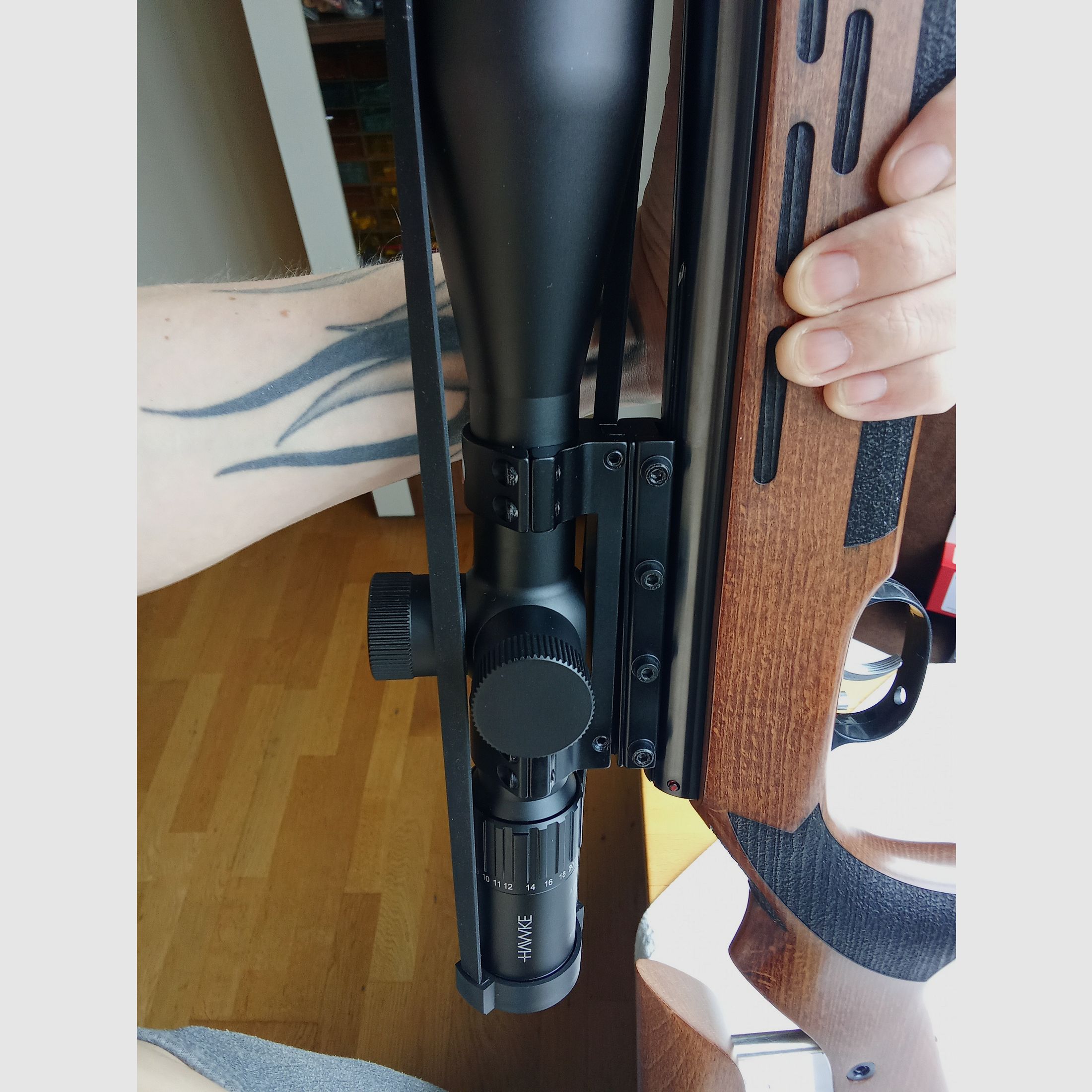 weihrauch hw 98 mit hawk airmax compact 6-24 und sports match UK AOP 56 montage 