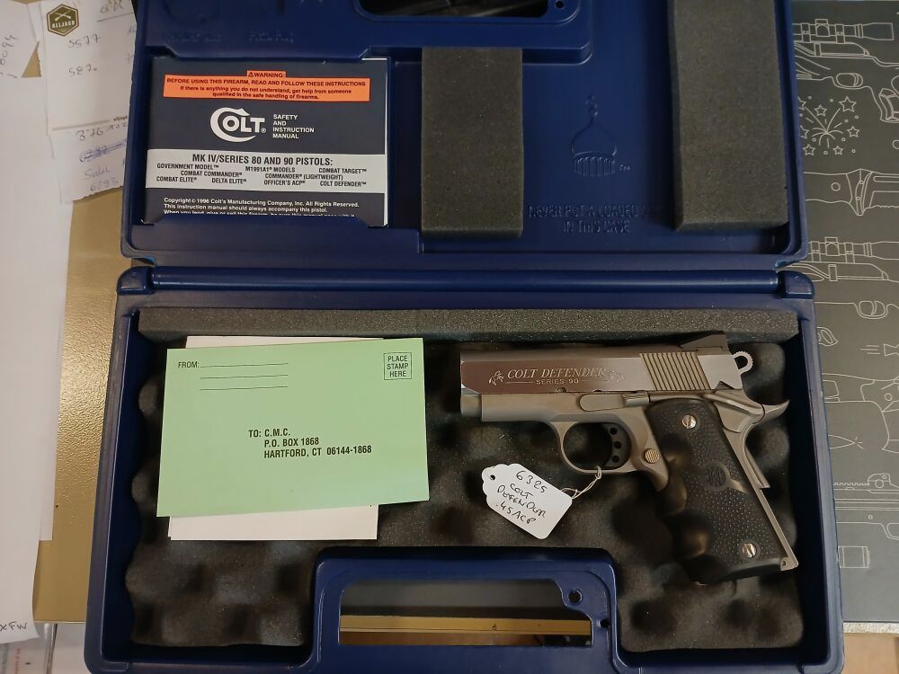 Colt Defender