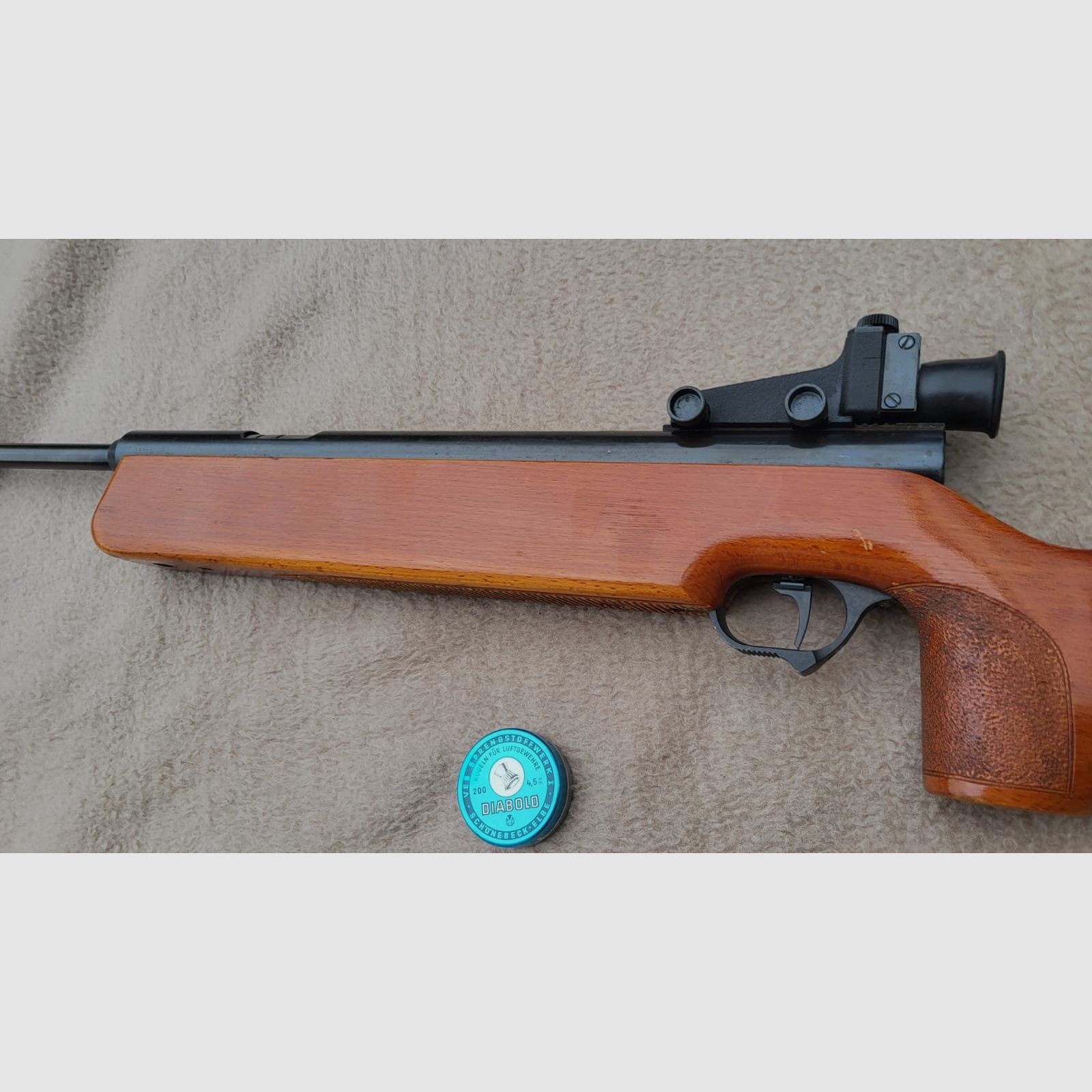 DDR Luftgewehr aus Suhl Seitenpanner Haenel 312