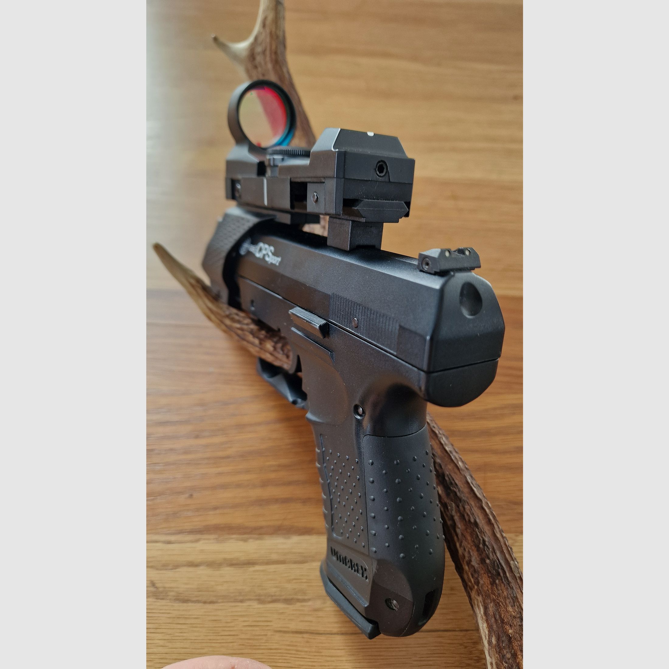 Umarex CPS Sport con punto de luz pistola de aire CO2