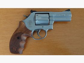 Smith & Wesson S&W REVOLVER: 686 .357 MAGNUM SECURITY SPECIAL 3" LAUF